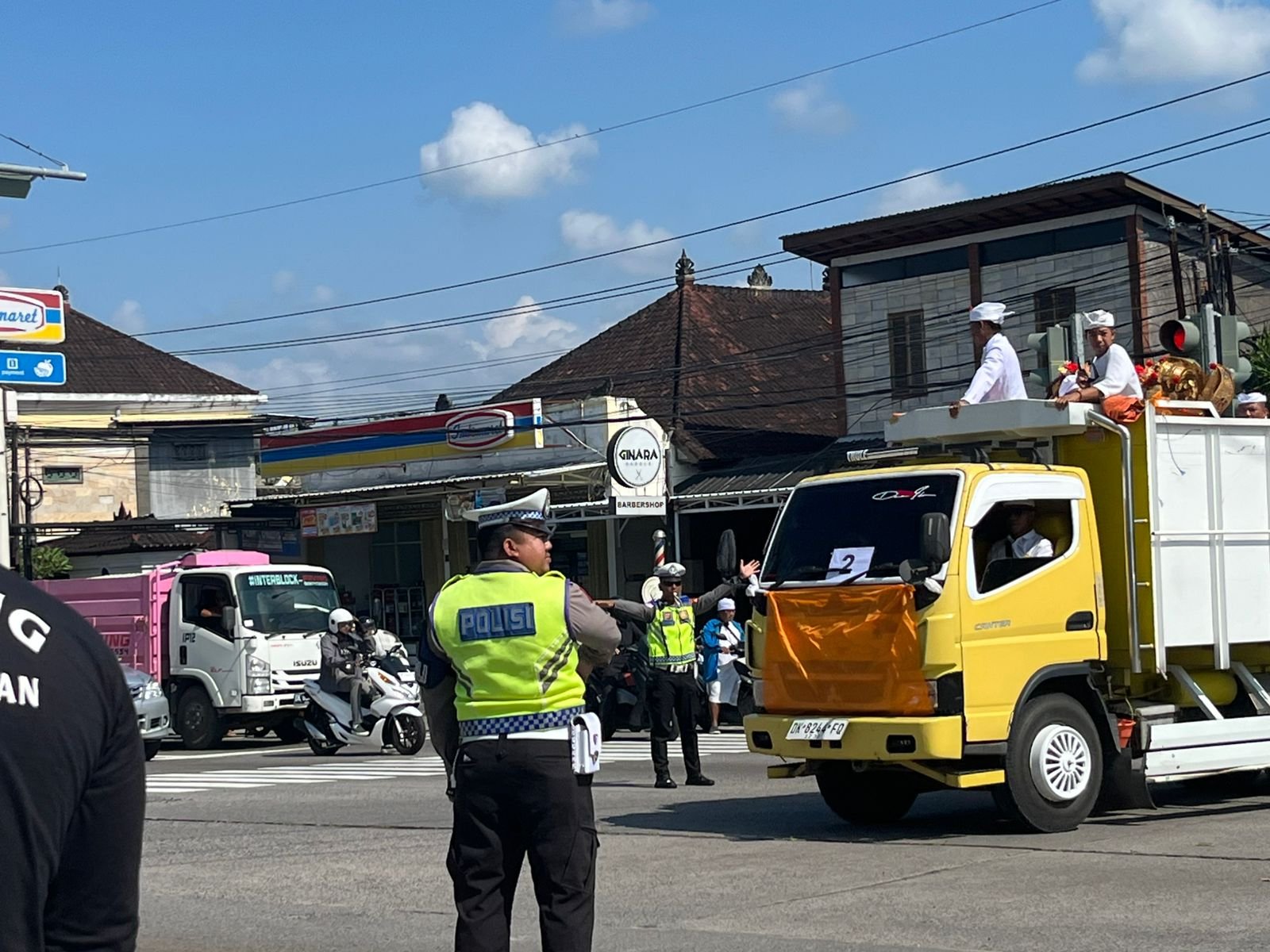 Satgas Kamseltibcar Lantas Ops Ketupat Agung 2026 Laksanakan Pengaturan Lalu Lintas Melasti dan Mudik