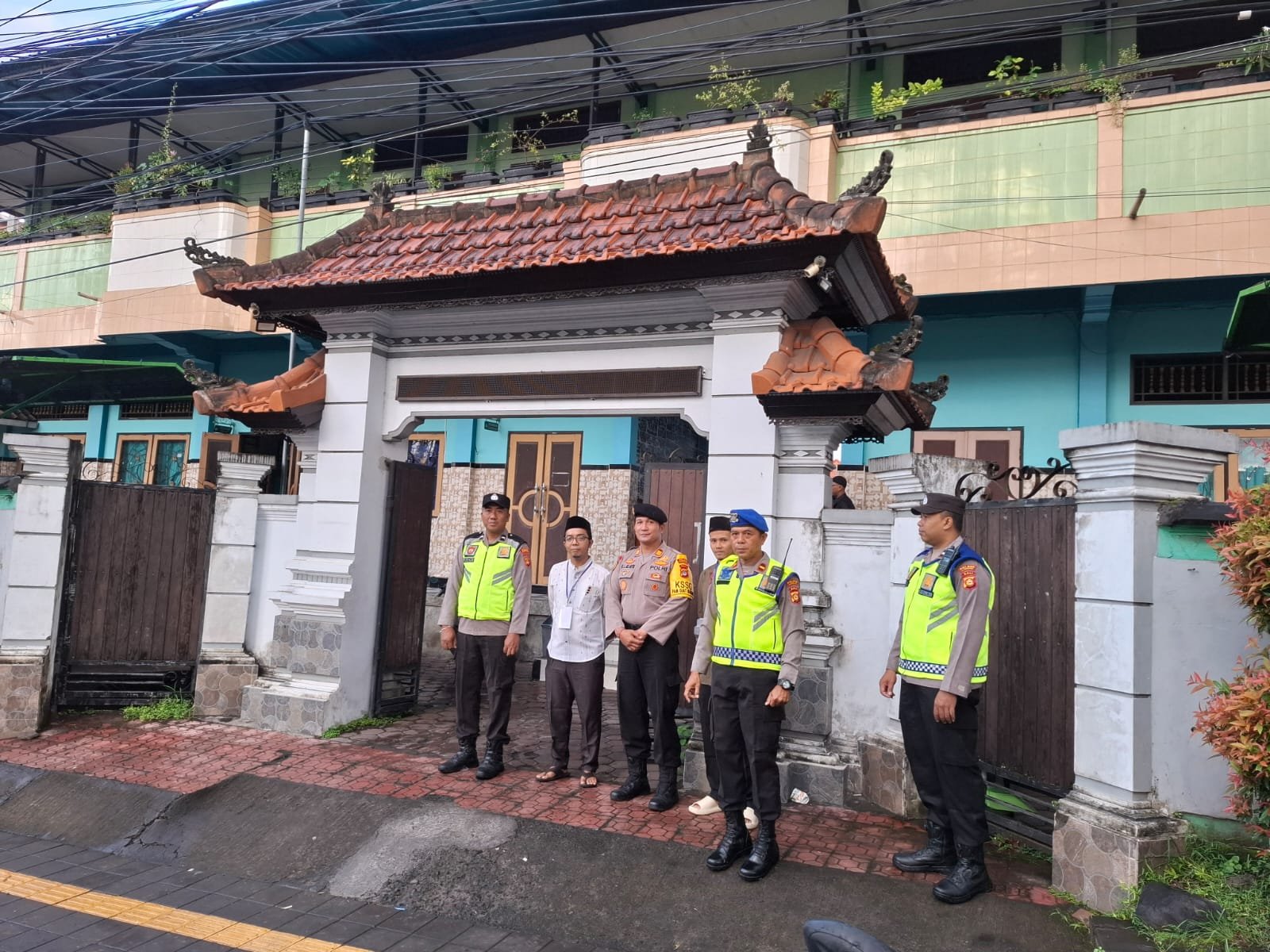 Polres Klungkung Kerahkan Personel Amankan Pelaksanaan Sholat Idul Fitri