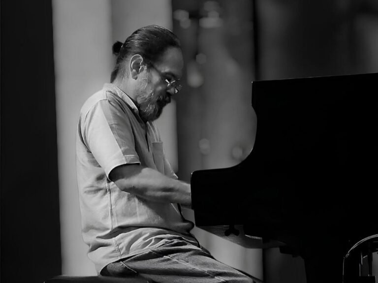 Dodot Atmodjo Rilis Album Jazz Bertajuk The Story of White Piano