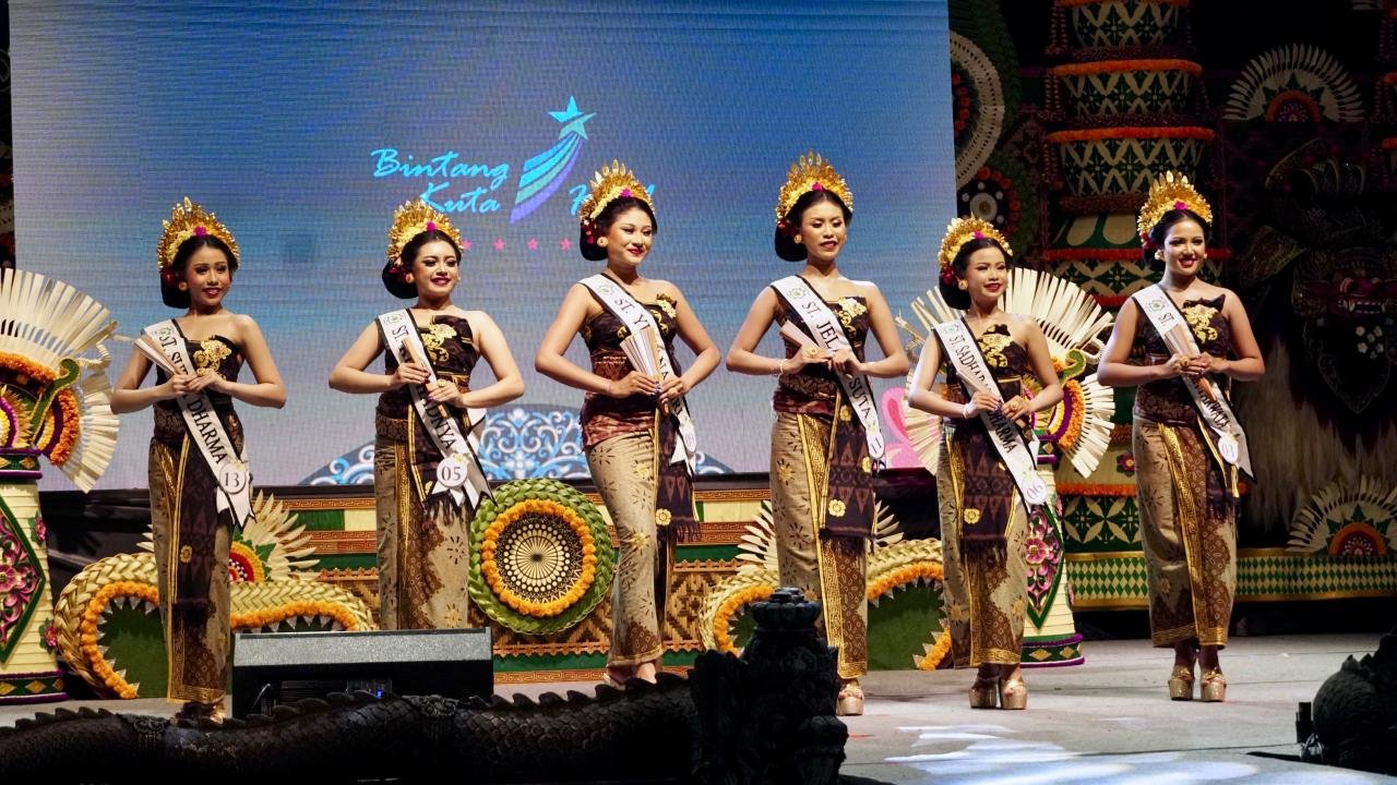 Bupati Tutup Jegeg Bungan Desa 2026, Apresiasi Festival Seni Budaya Kreativitas Pemuda Kuta