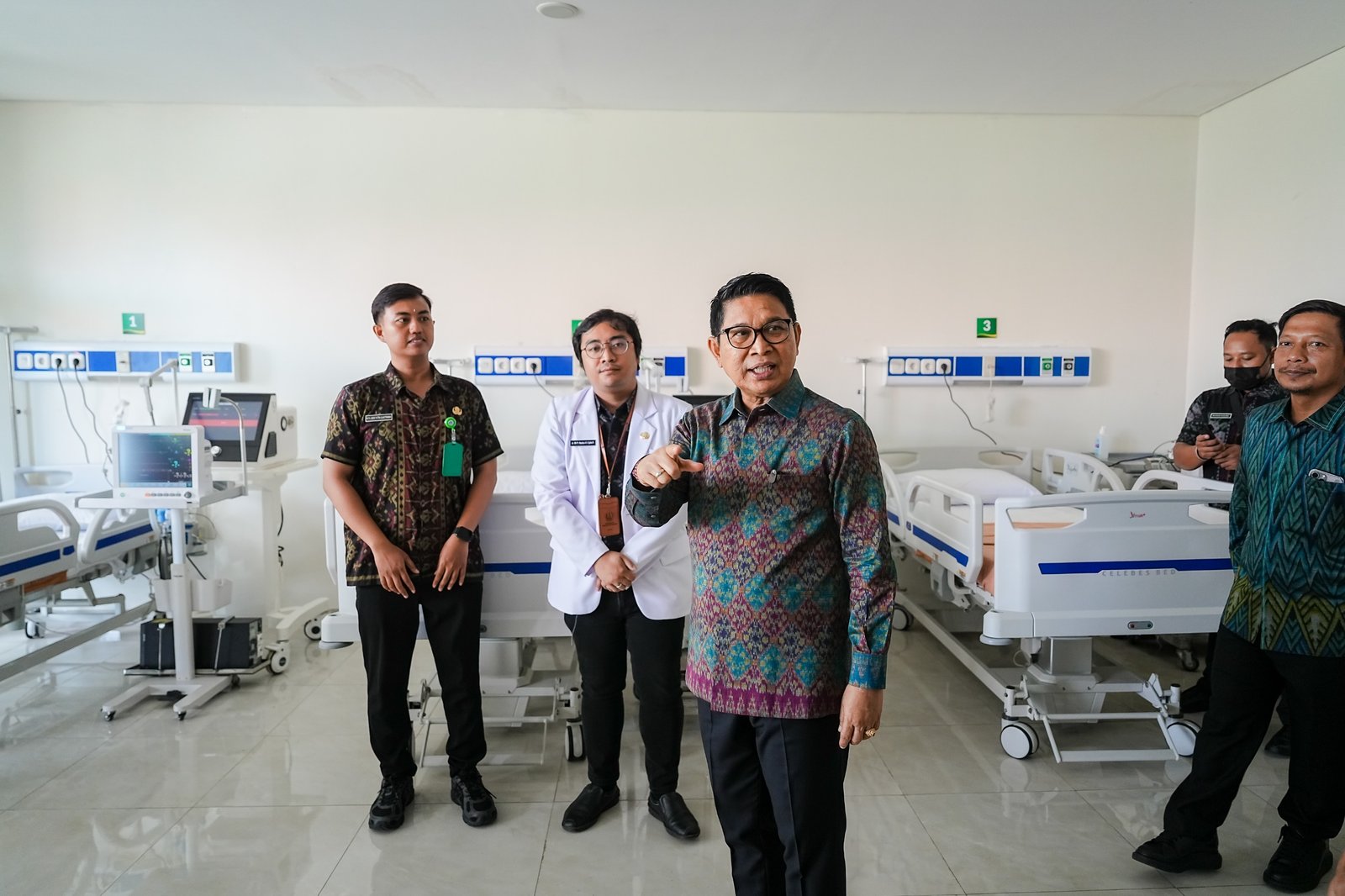 Tinjau Kesiapan Operasional RSUD Giri Asih Bupati Harapkan Jadi RS Rujukan Terbaik
