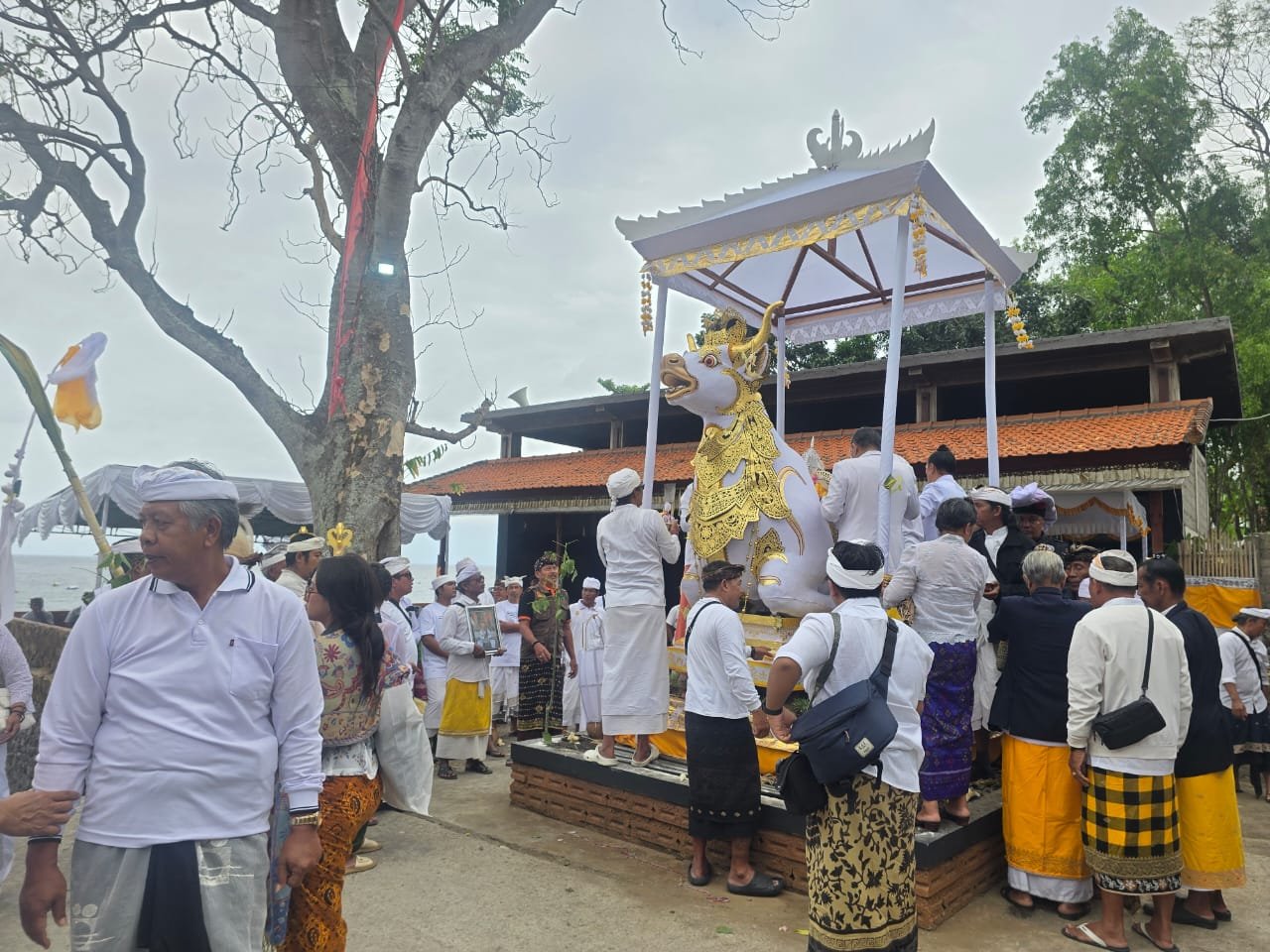 Wasiat Terakhir Sang Pandita, Pelebon Sulinggih Perdana di Krematorium Tyaga Margananda