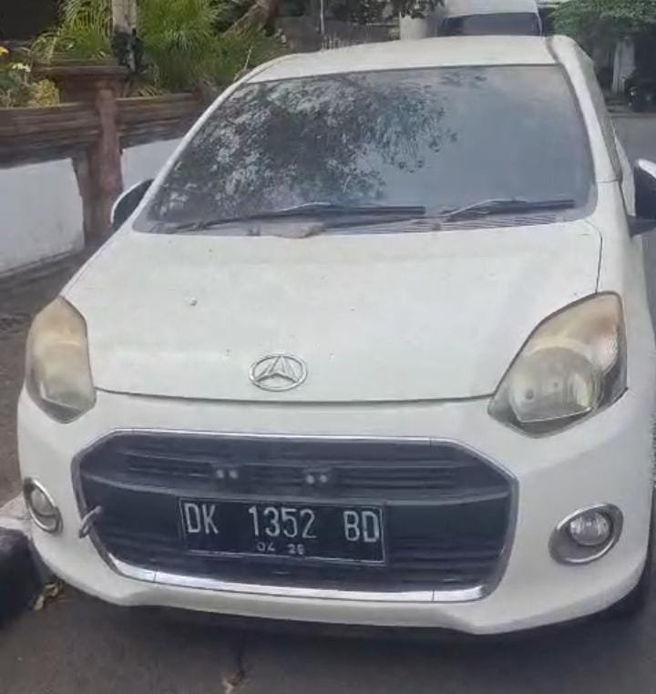 Mobil Misterius di Depan TK Negeri Pembina Denpasar, Warga Bertanya-tanya