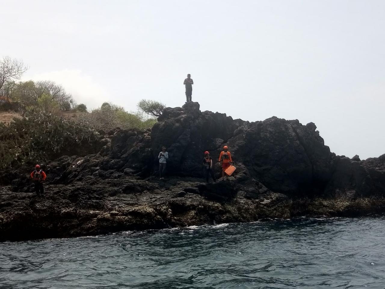 Pemuda Klungkung Hilang Saat Mancing,  36 Personel SAR Sisir Pantai Bukit Asah Karangasem