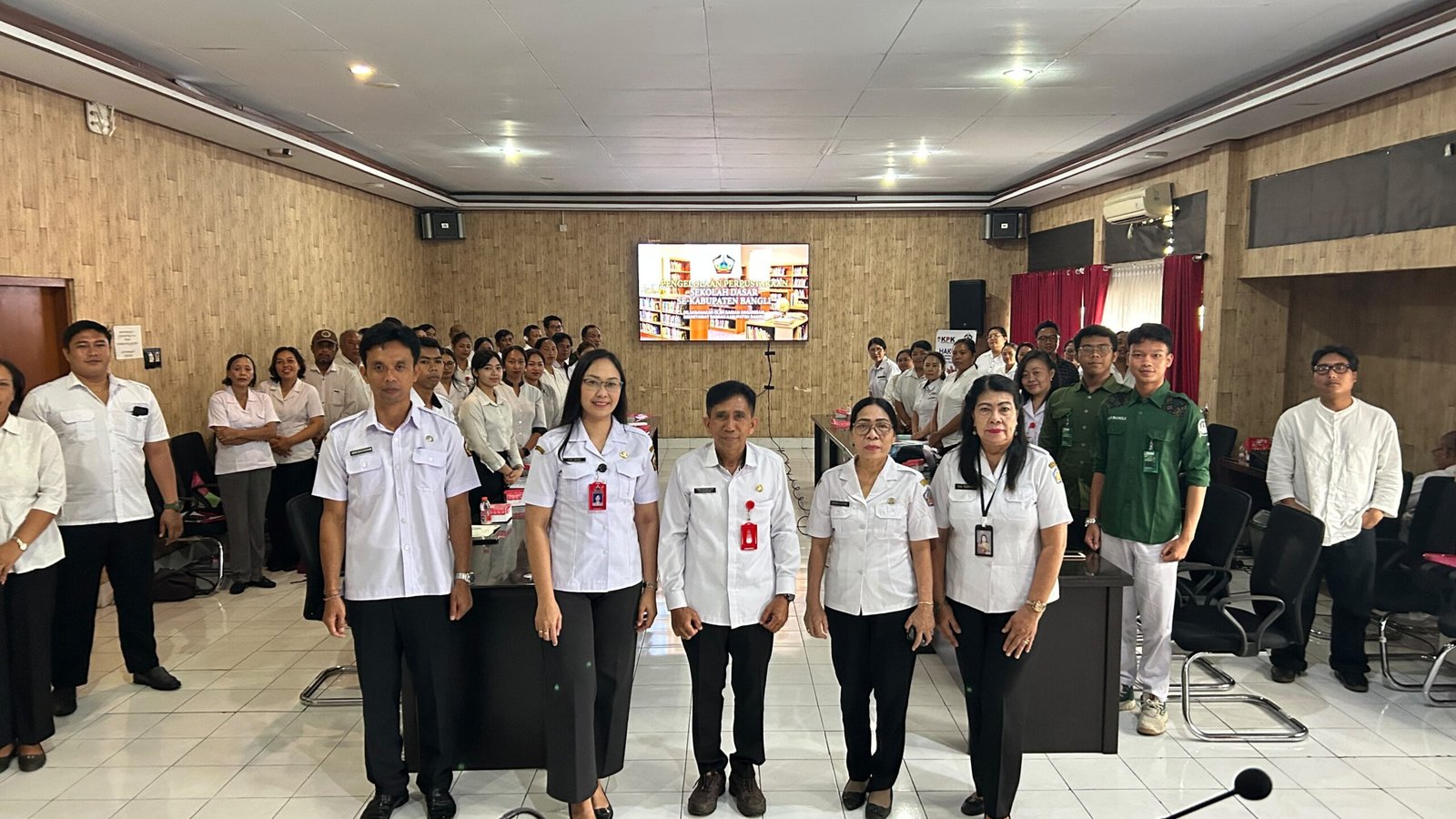 Perkuat Literasi Siswa, Pemkab Bangli Gembleng Puluhan Pengelola Perpustakaan Sekolah 